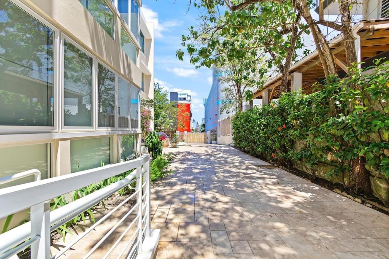 Hidden Gem In Miramar- Power Generator- Parking Apartment San Juan Exterior photo