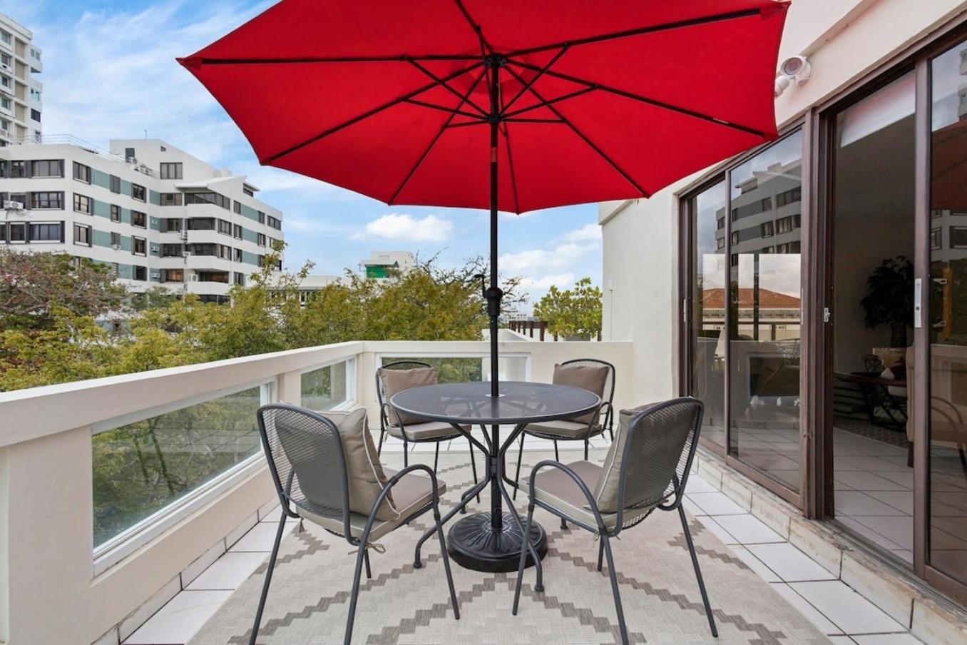 Hidden Gem In Miramar- Power Generator- Parking Apartment San Juan Exterior photo